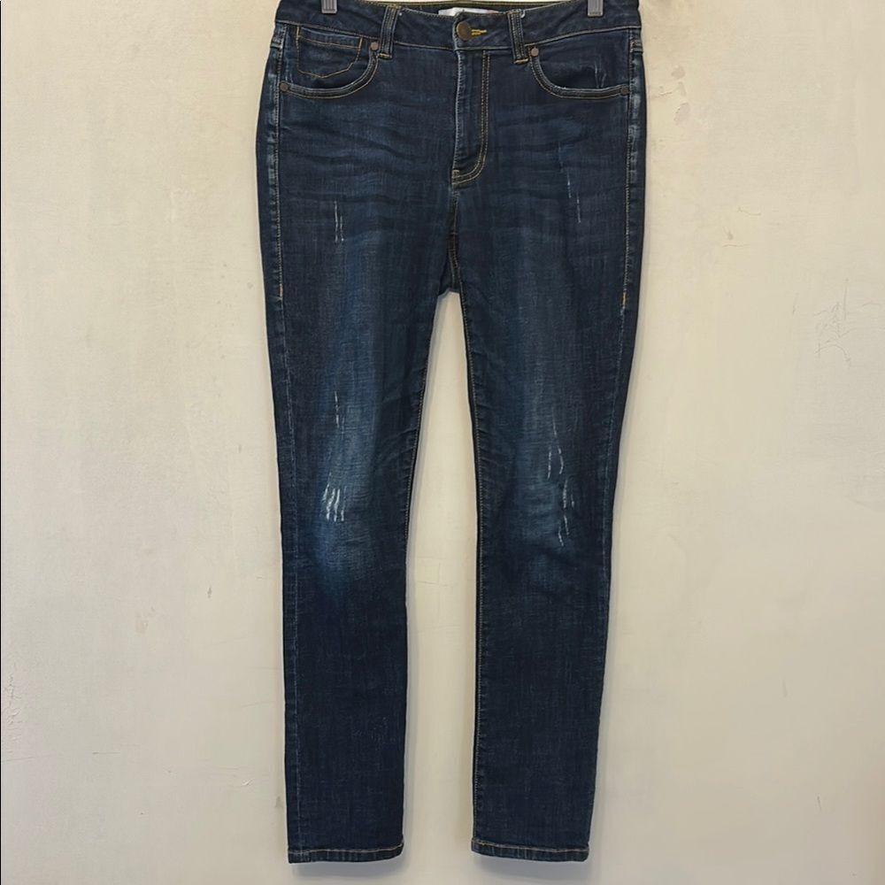CAbi Straight Jeans with Distressed Details Size 6 EUC